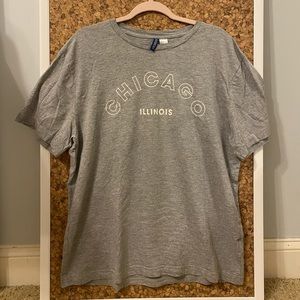 H&M Chicago TShirt size M